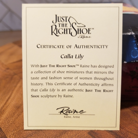 Just the Right Shoe, Calla Lily, 25092, 1999 - Picture 3 of 11